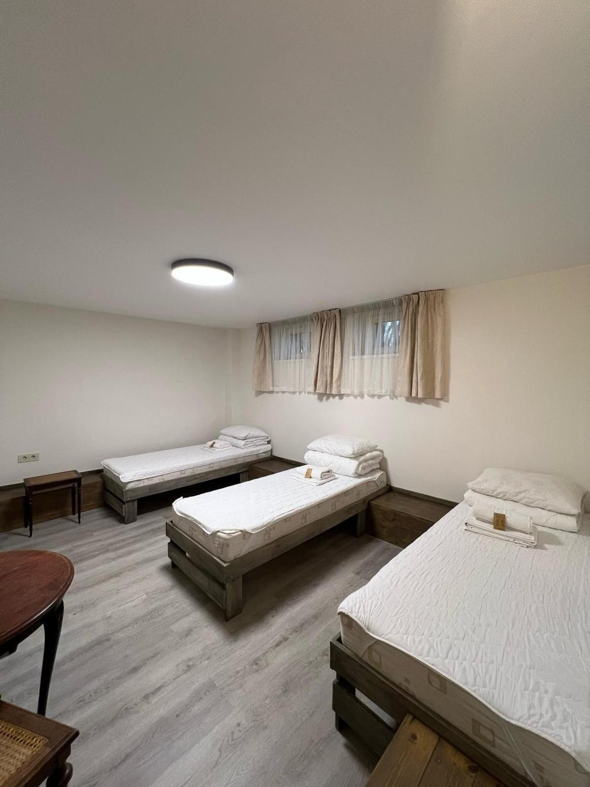 Kubu Ground Floor Rooms Klaipeda Bagian luar foto